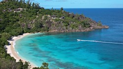 XL Seychelles Fourseasons Scenic View