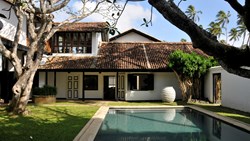 Xl Sri Lanka Hotel Villa Bentota Bawa Pool Central Courtyard