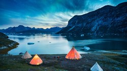 Xl Greenland Camp Kiattua Camp Evening Photo Stanislas Fautre