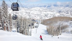 Xl USA Colorado Aspen Snowmass Skiing Benath Gondolas
